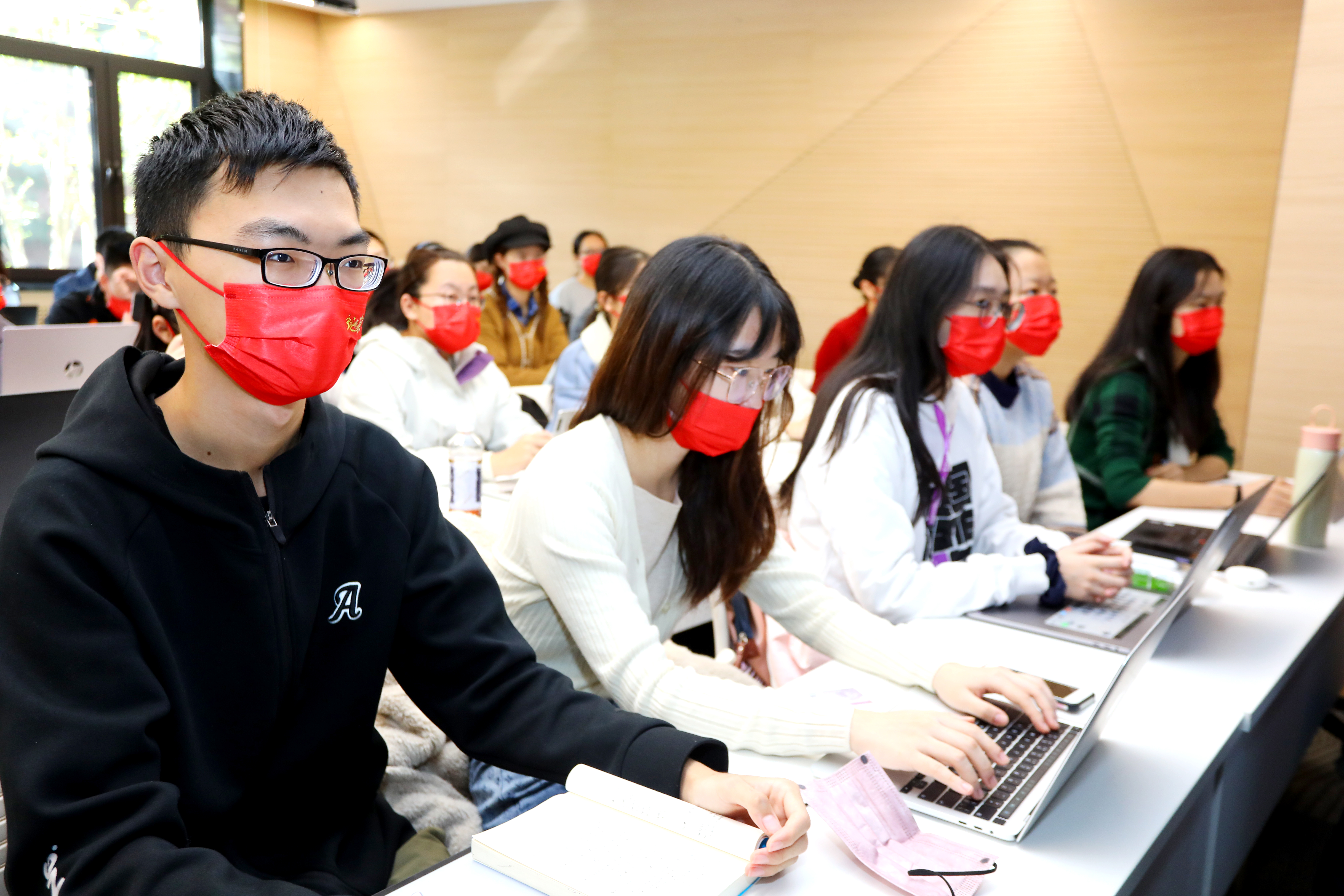 20221018-喜庆二十大,奋进新征程——精品无码久久久久久久久_国产精品一区二区三区四区五区_欧美亚洲国产激情一区二区_午夜精品久久久久久久久久久久_亚洲欧洲中文日韩久久AV乱码_91精品欧美一区二区三区_久久精品一区二区免费播放_日韩高清大片永久免费入口_久久国产欧美日韩精品免费_欧美一区二区三区久久综合_国产精品天天狠天天看本科生党支部热切关注党的二十大开幕会-刘雪天-新雅书院各党支部集体观看党的二十大开幕会2.JPG